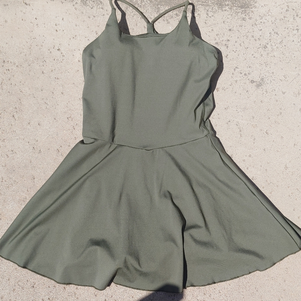 Revival tennis dress women's small army green bra pad inserts shorts underneath